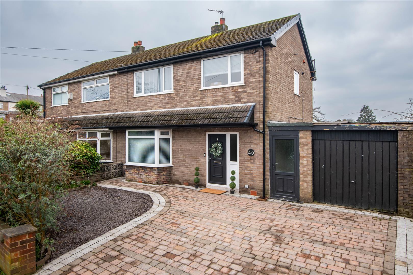 3 bed property in Claremont Avenue, Chorley